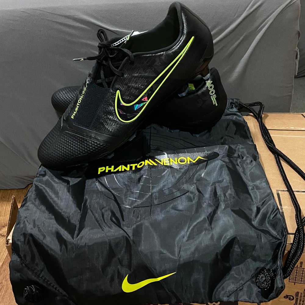 Nike Phantom Venom Elite FG